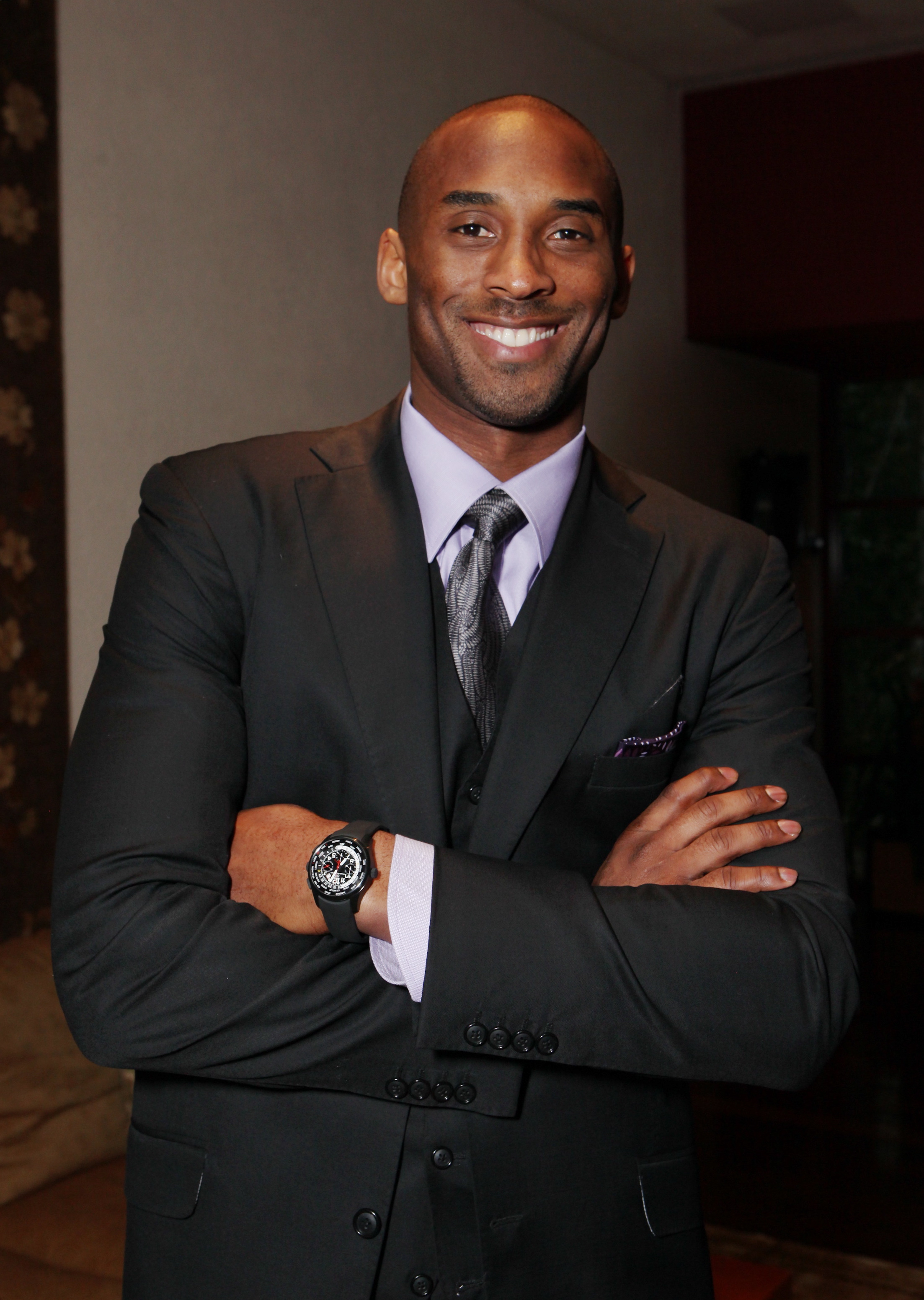 Girard-Perregaux Partners with Kobe Bryant For Fundraiser