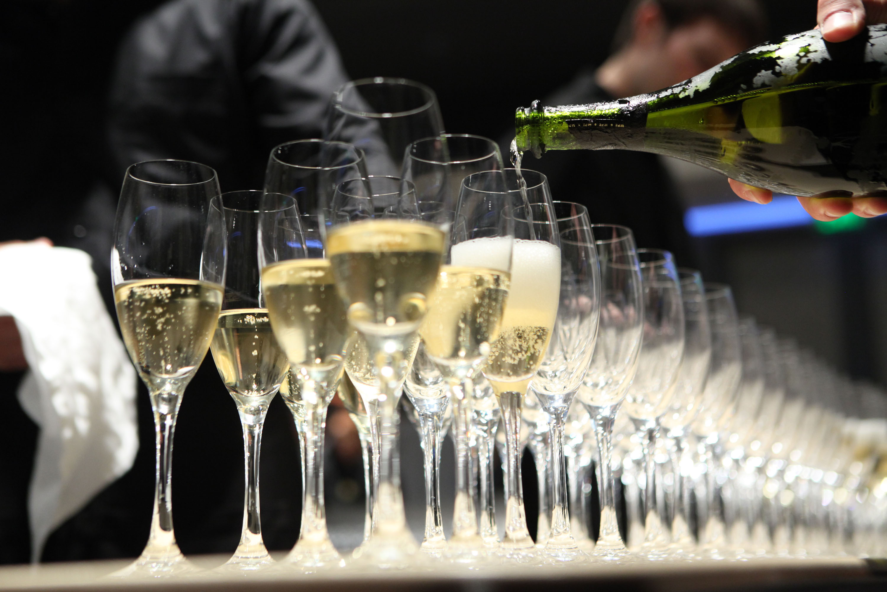 Bogart Wine Dinner Benefits Cancer Research