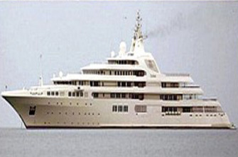 billionaires-super-yacht-battle-1337533000-8294-1