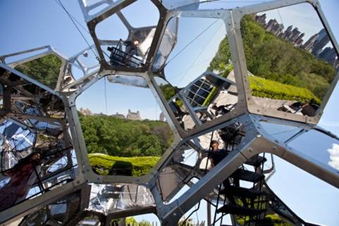 Metropolitan Museum of Art Opens Interactive Roof Garden Exhibit
