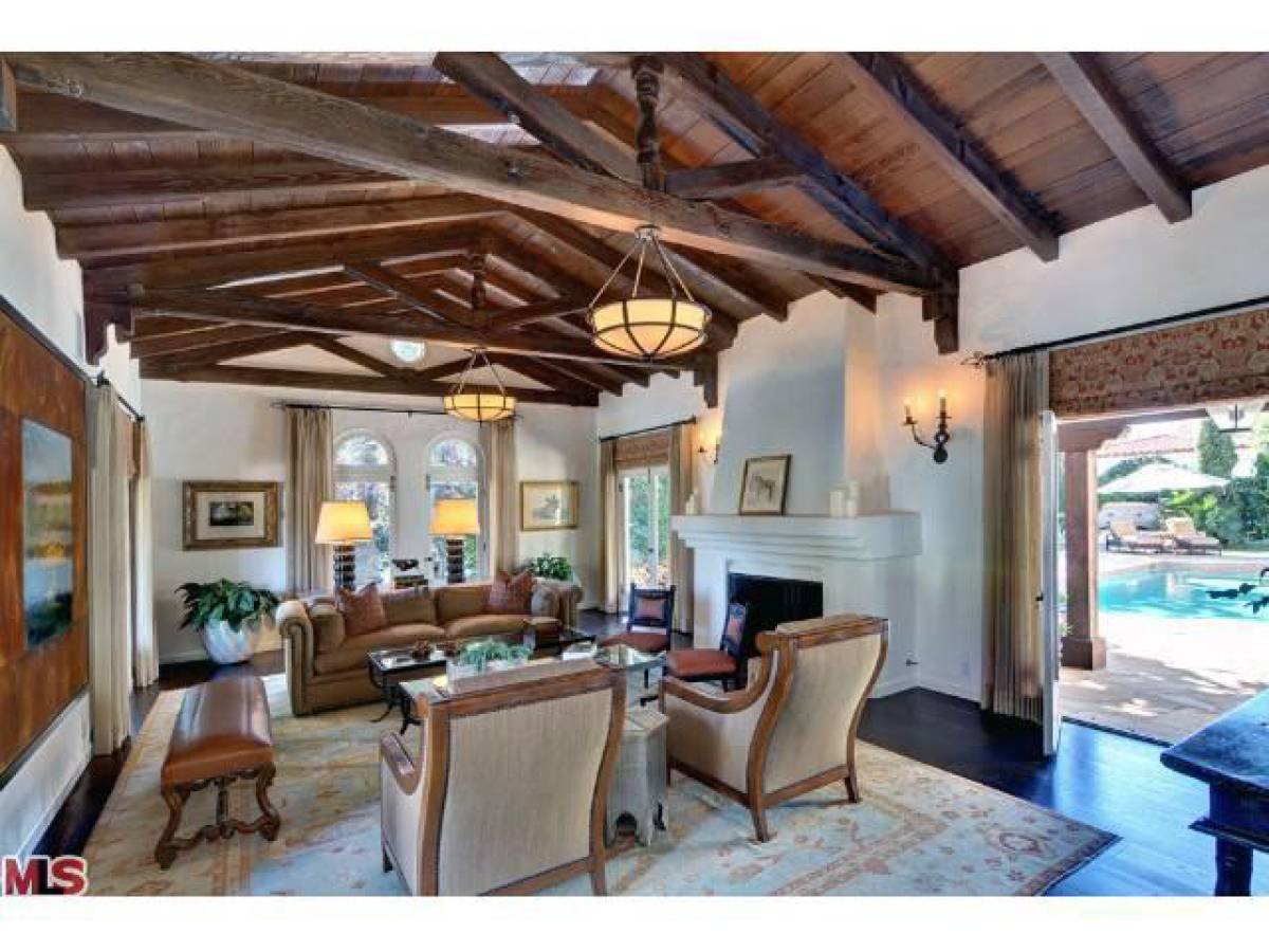 Kelsey Grammer Purchases a $6.5 Million Mansion in Beverly Hills