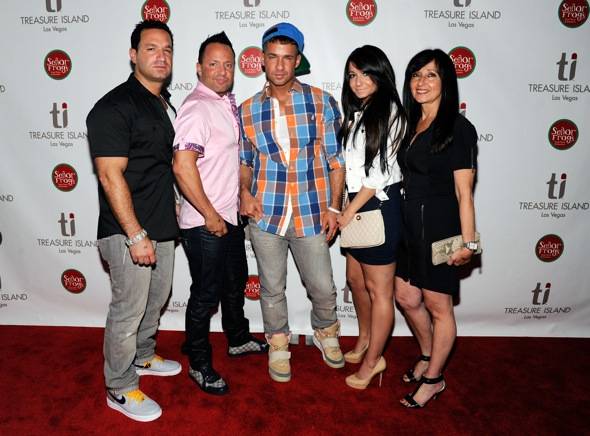  - The-Situation-and-Family-on-Red-Carpet-at-Senor-Frogs