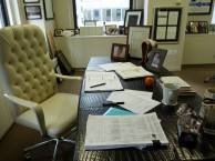 What’s On My Desk: “Howard’s Gift” Author and Entrepreneur Eric C. Sinoway