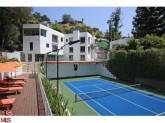 Katy Perry House Hunts Around the Bird Streets