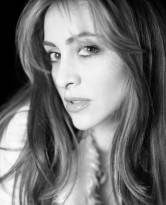 Lyric Culture Founder Hanna Rochelle