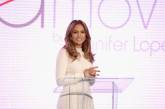 Haute 100 LA Update: Jennifer Lopez Opens First Viva Móvil Boutique