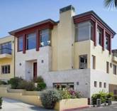 Lakers Coach Mike D’Antoni Purchases $6.9 Million Manhattan Beach Home