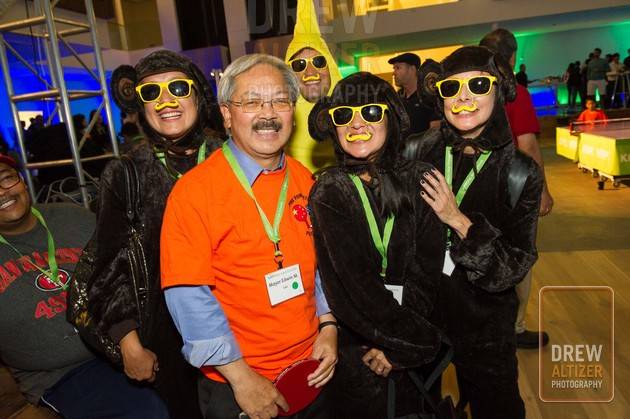Stephanie Reynaga, Mayor Ed Lee, Patricia Bartow, Mauricio Alvarez and Ximena Alvarez