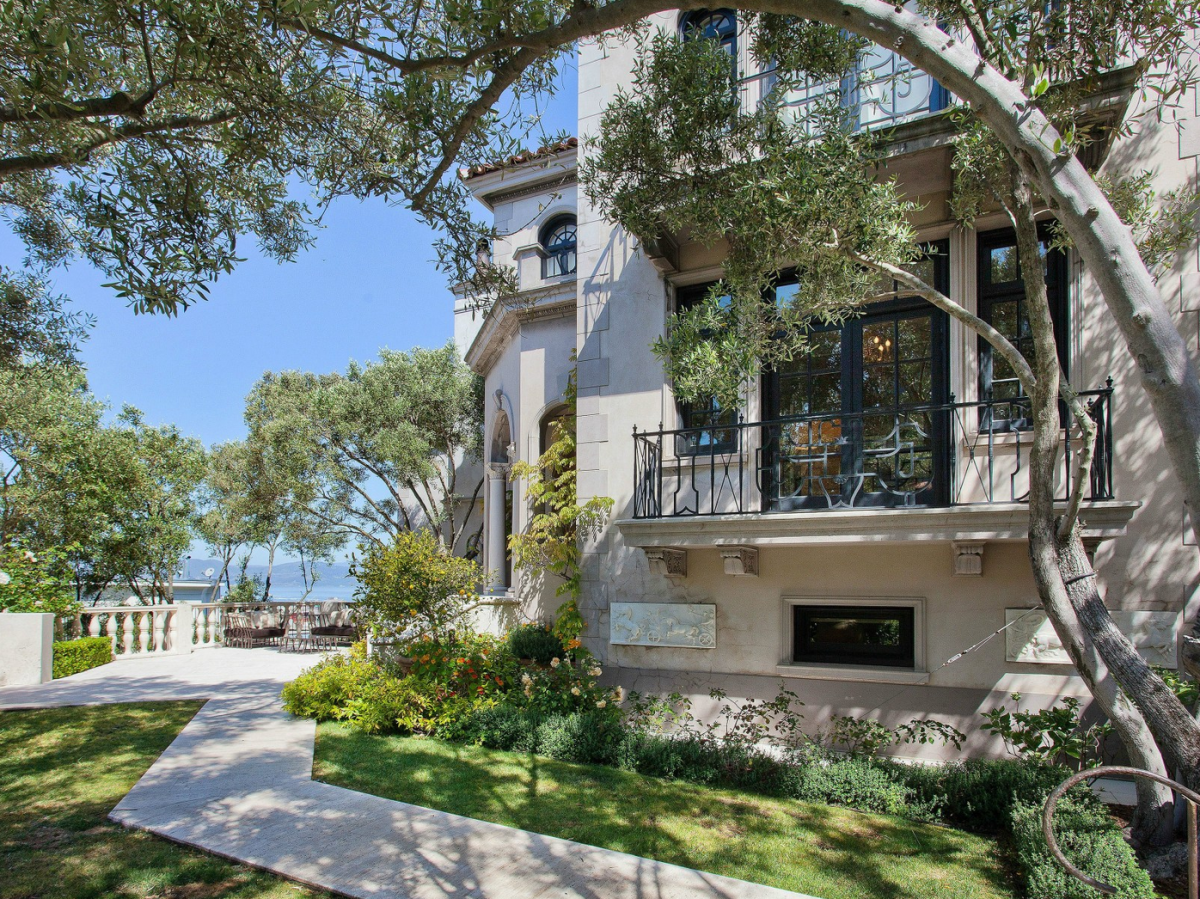 Sotheby's International Realty - San Francisco Jewel - SF, CA
