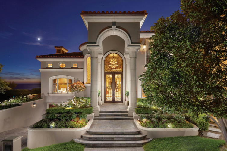 Spectacular Oceanfront Residence in LA listed by Sotheby's International Realty
