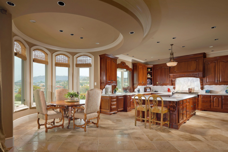 Spectacular Oceanfront Residence in LA listed by Sotheby's International Realty
