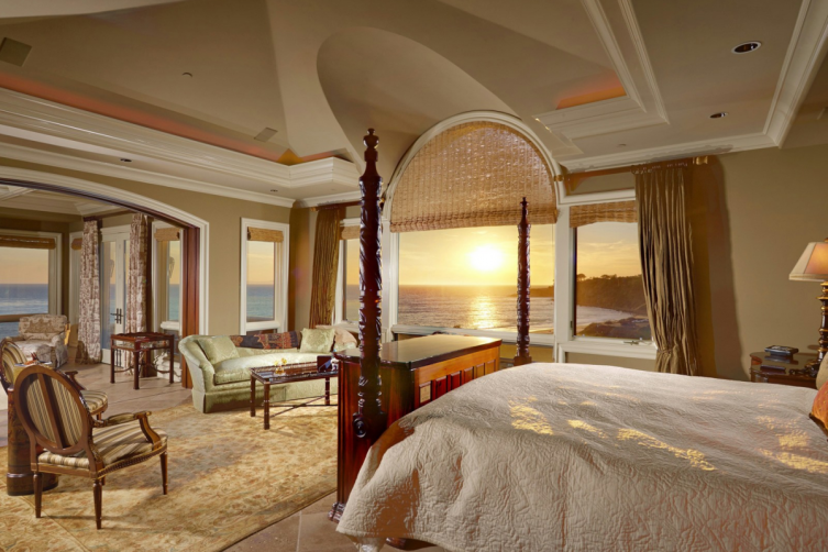 Spectacular Oceanfront Residence in LA listed by Sotheby's International Realty