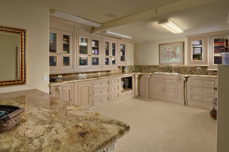 Spectacular Oceanfront Residence in LA listed by Sotheby's International Realty