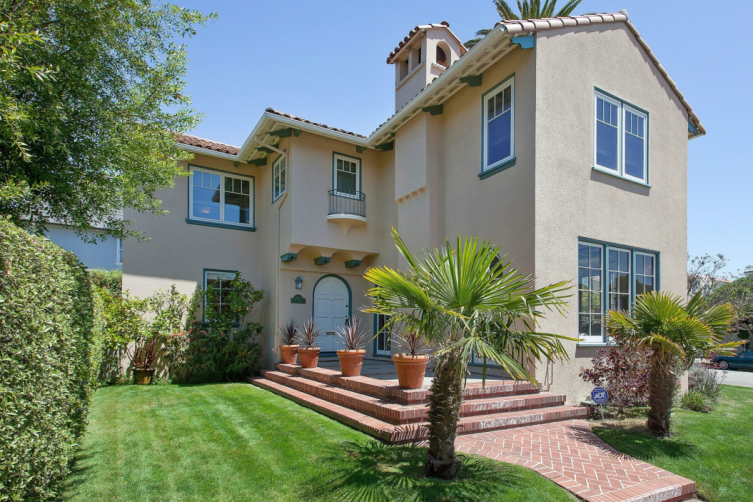 Sotheby's International Realty: Exceptional Sea Cliff Home