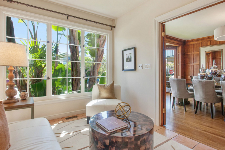 Sotheby's International Realty: Exceptional Sea Cliff Home