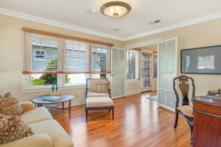 Sotheby's International Realty: Exceptional Sea Cliff Home