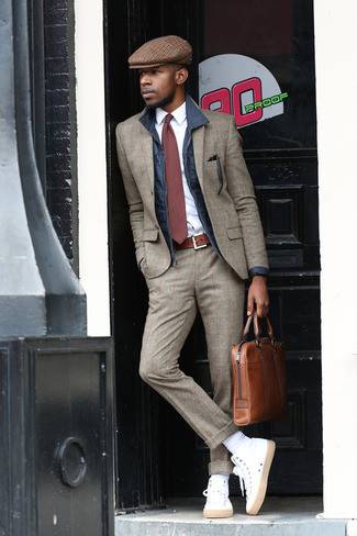 suit with leather sneakers
