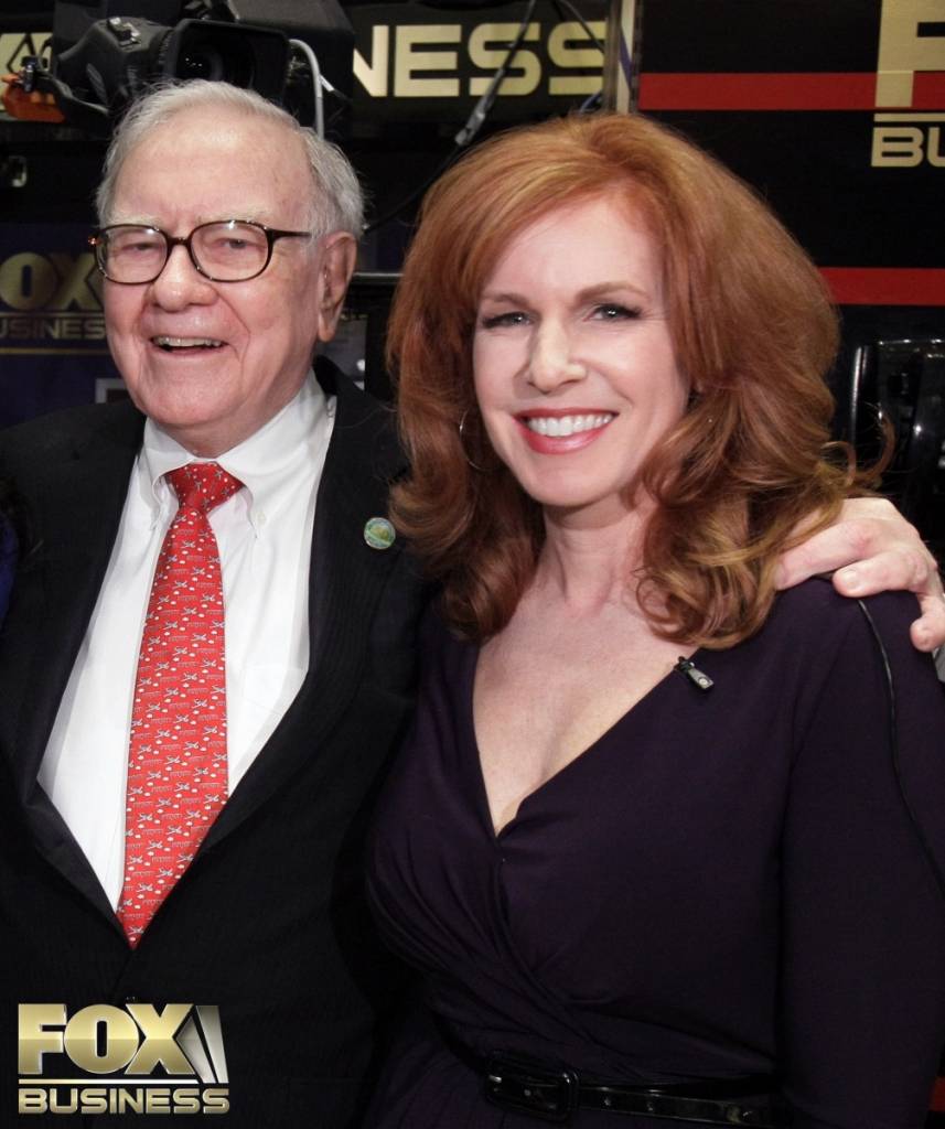 Berkshire Hathaway CEO Warren Buffett and Liz Claman