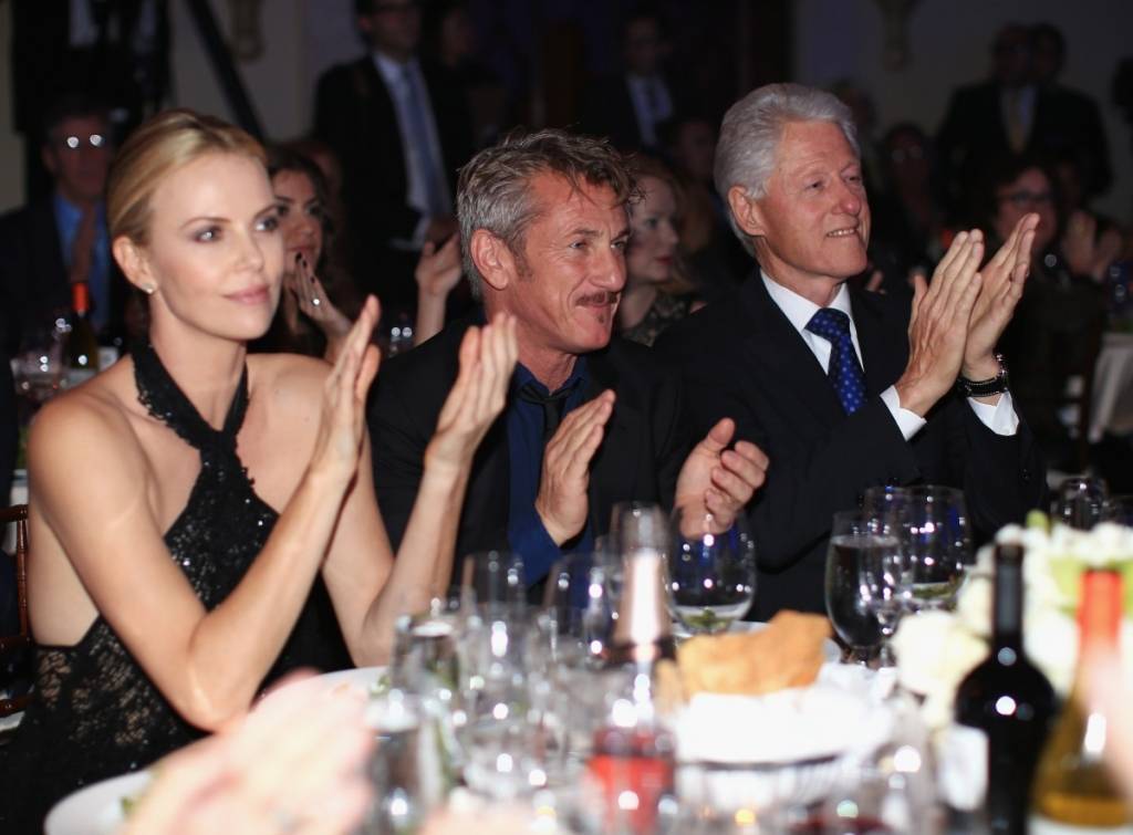 Charlize Theron, Sean Penn and Bill Clinton attend the 4th Annual Sean Penn & Friends HELP HAITI HOME gala benefitting J/P Haitian Relief Organization