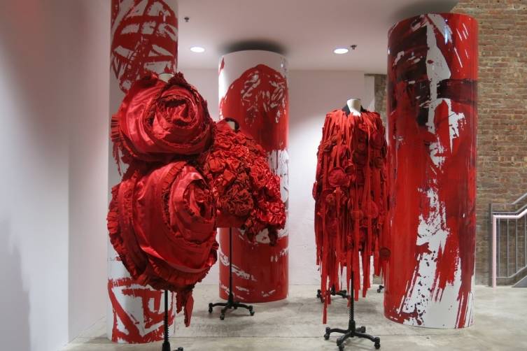 Ground FL Comme des Garcons Blood and Roses Installation