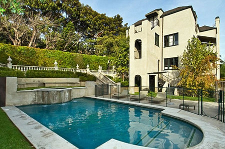 Russell Brand Buys Katy Perry a $3.5 million Home