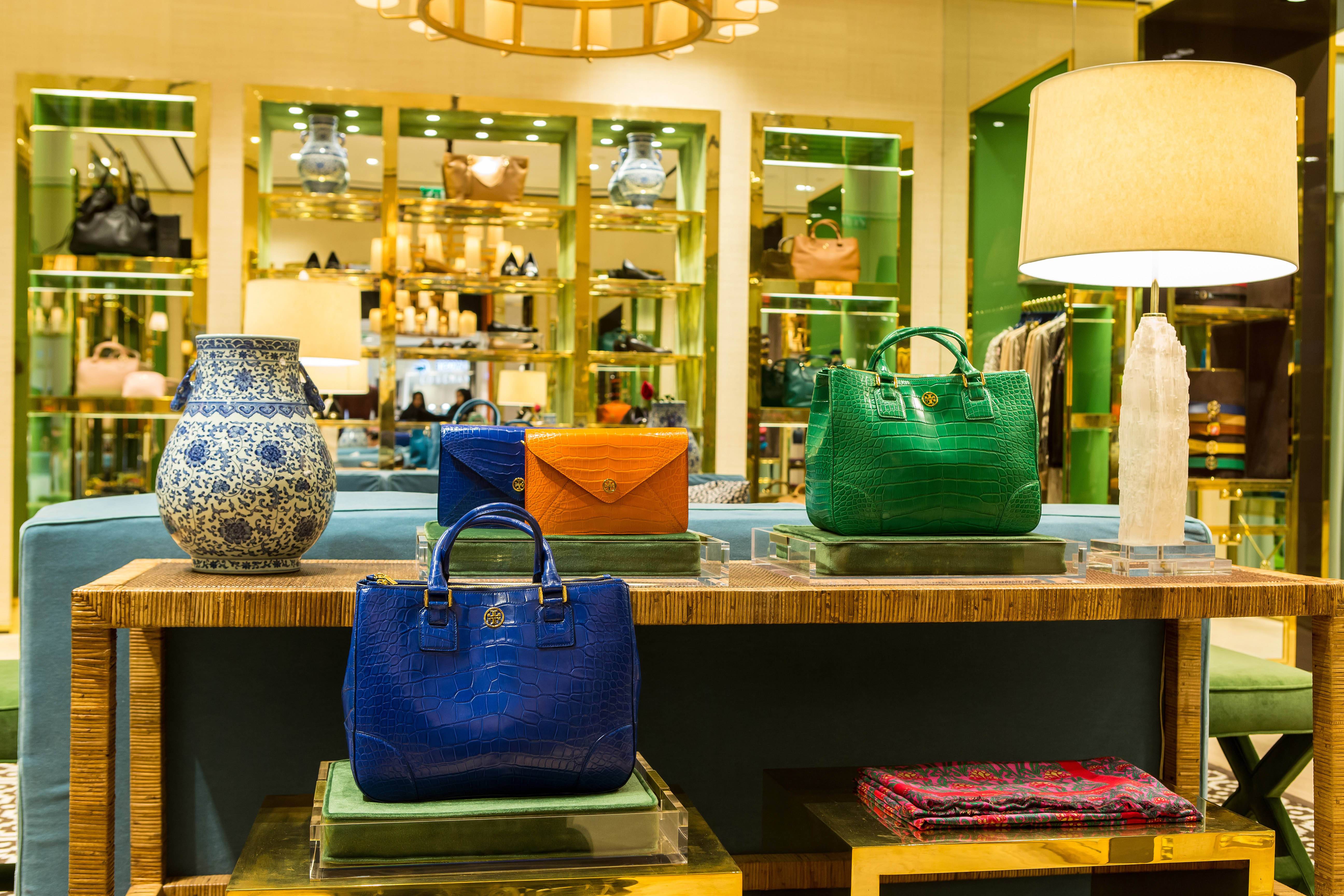 Tory Burch Opens in Abu Dhabi and Reveals its New Robinson Alligator ...